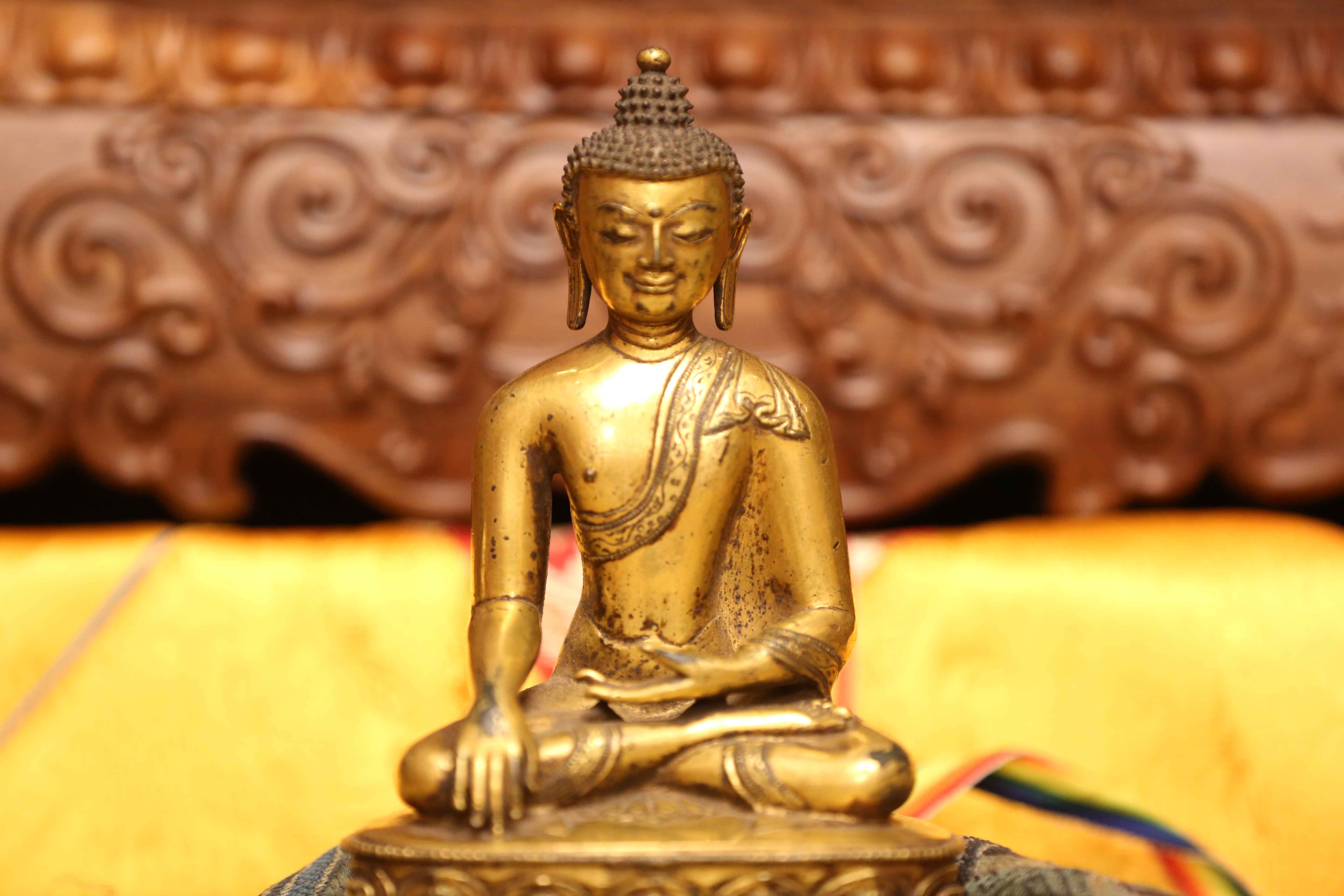 明代佛祖释迦牟尼佛像