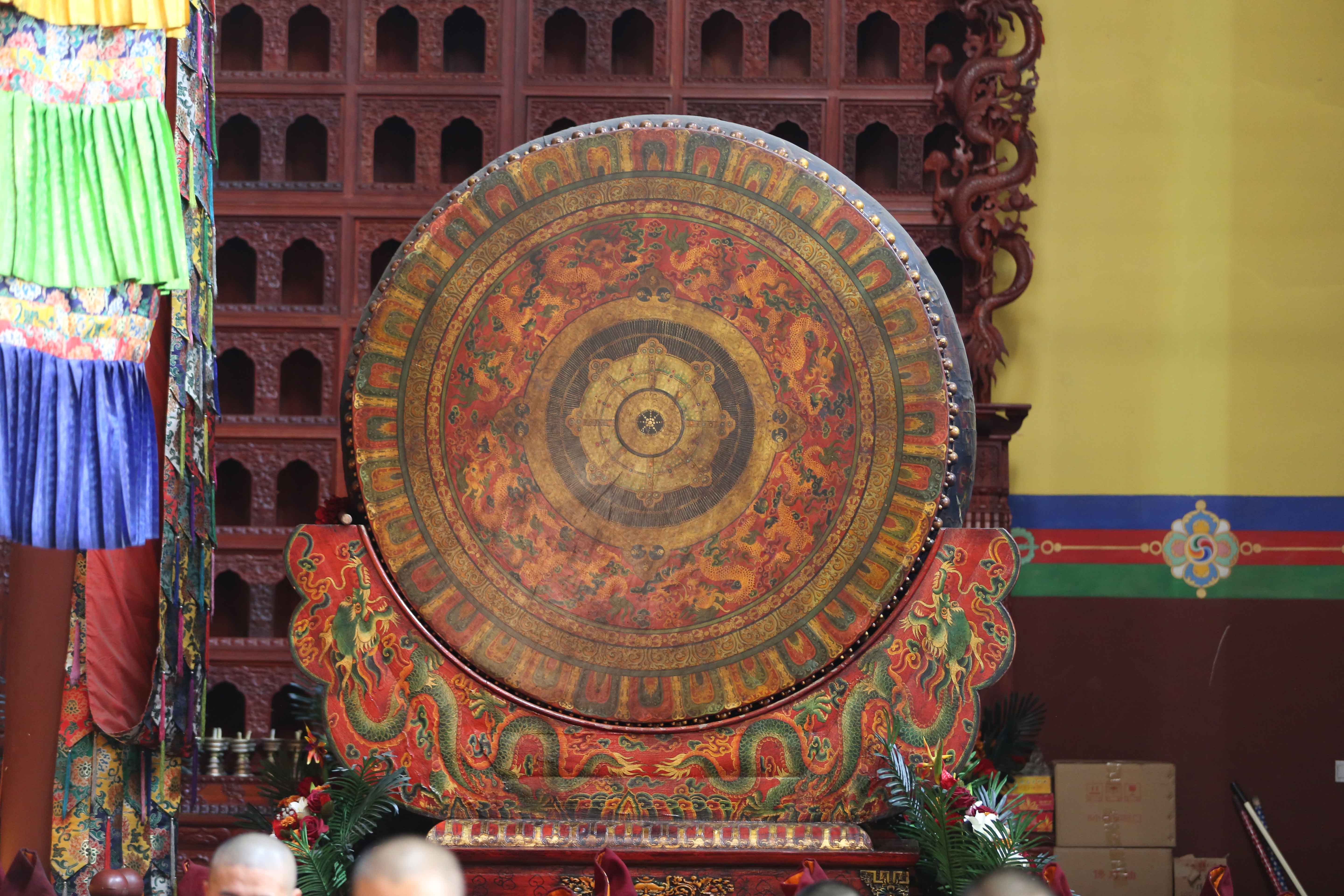 距今500余年古老而神奇的通天大鼓